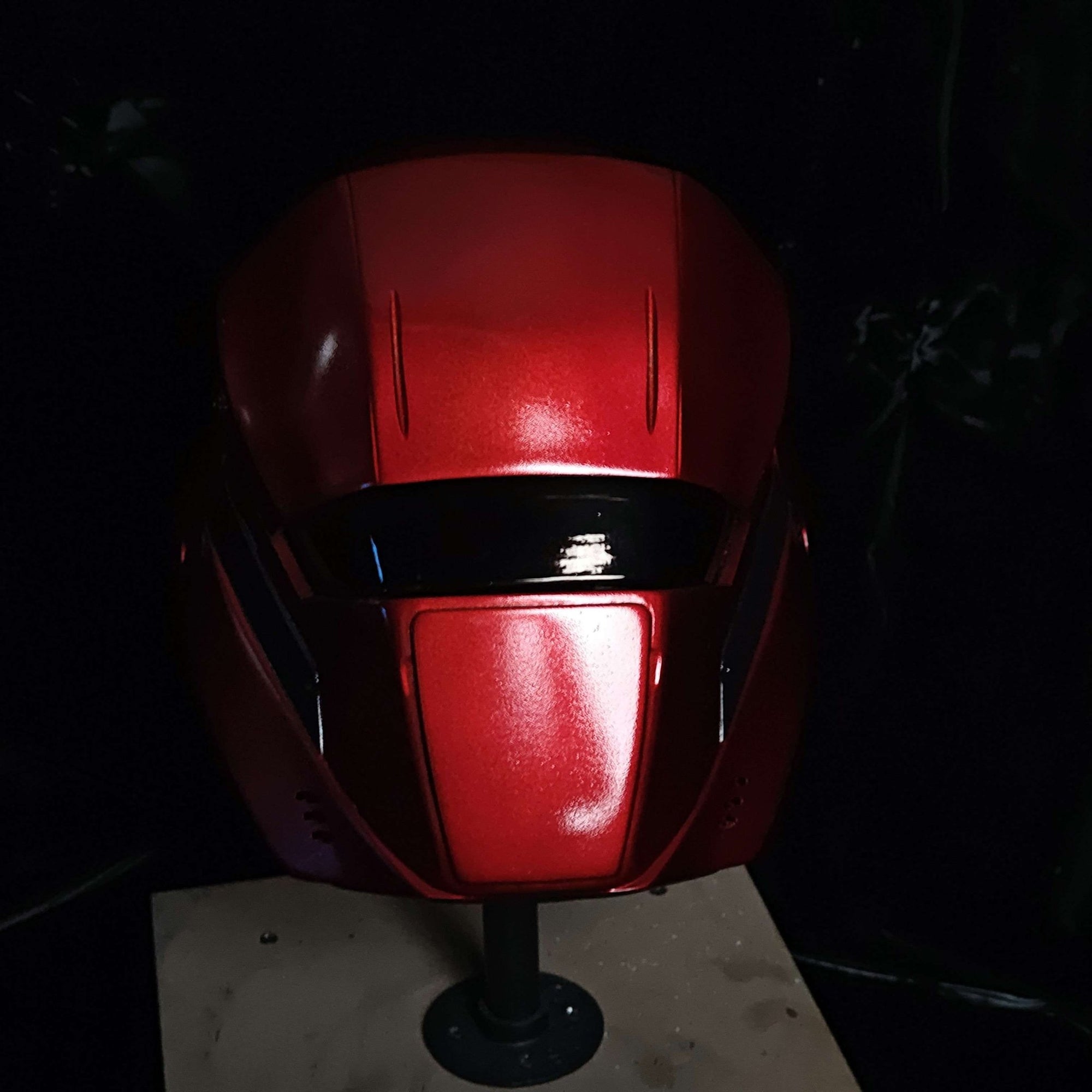 Mediocre StudiosUF - 50 Bloodhound HelmetCosplay Helmet