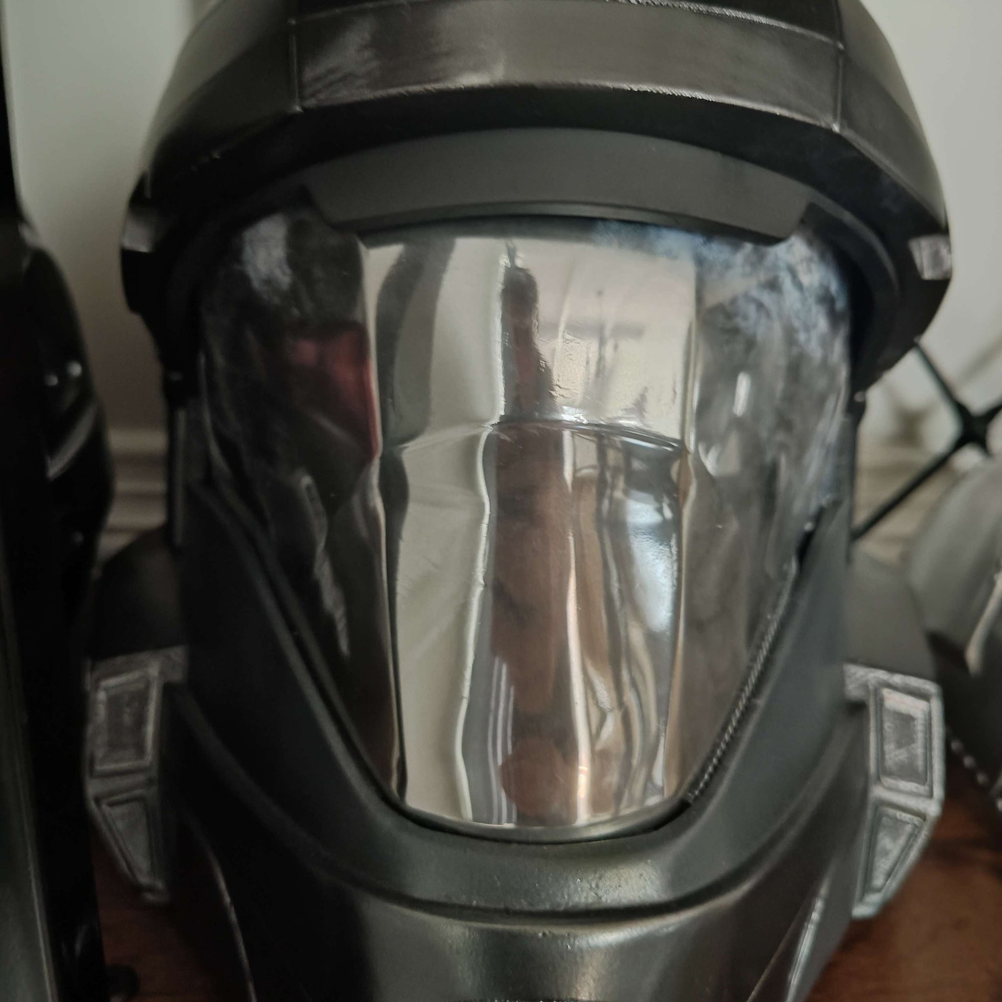 Mediocre StudiosVacuum Formed Lens - HaloCosplay Helmet