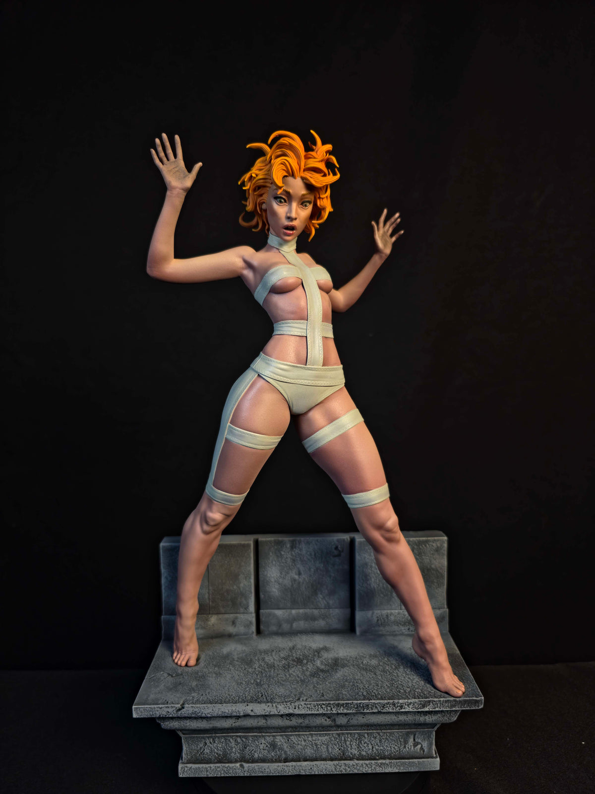 Fully Painted 1/6 Scale Leeloo Dallas