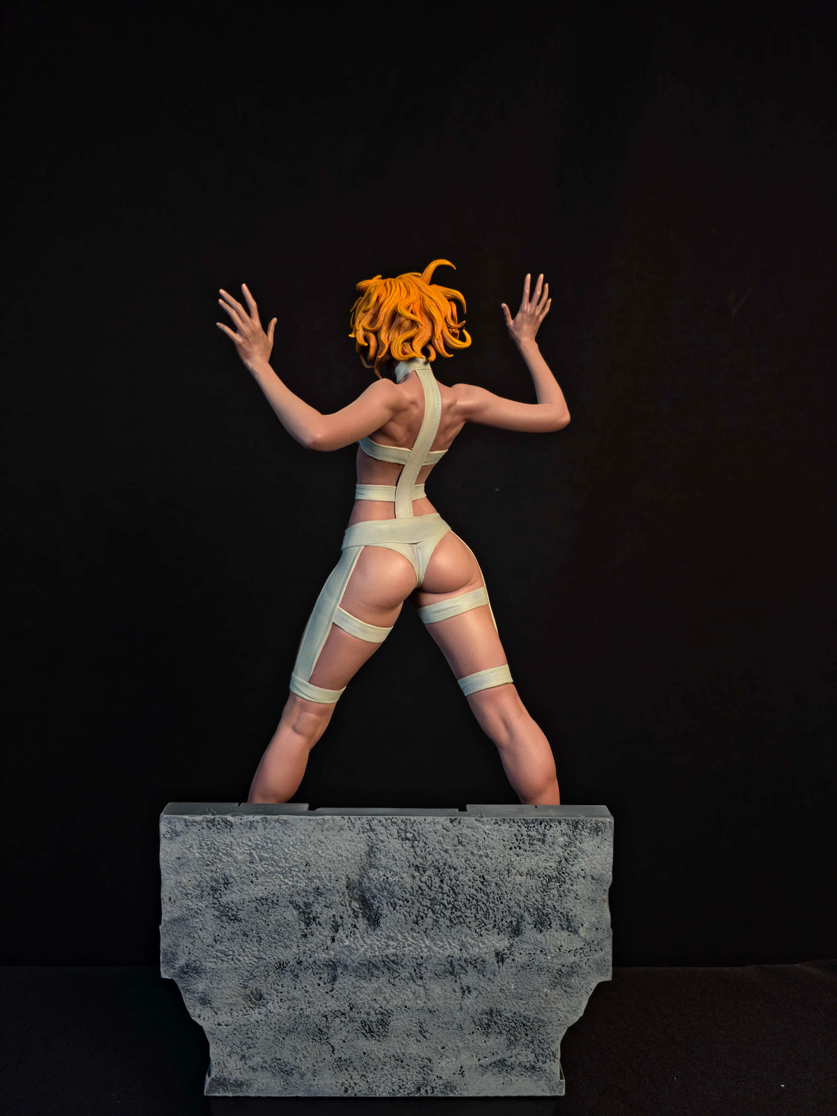 Fully Painted 1/6 Scale Leeloo Dallas