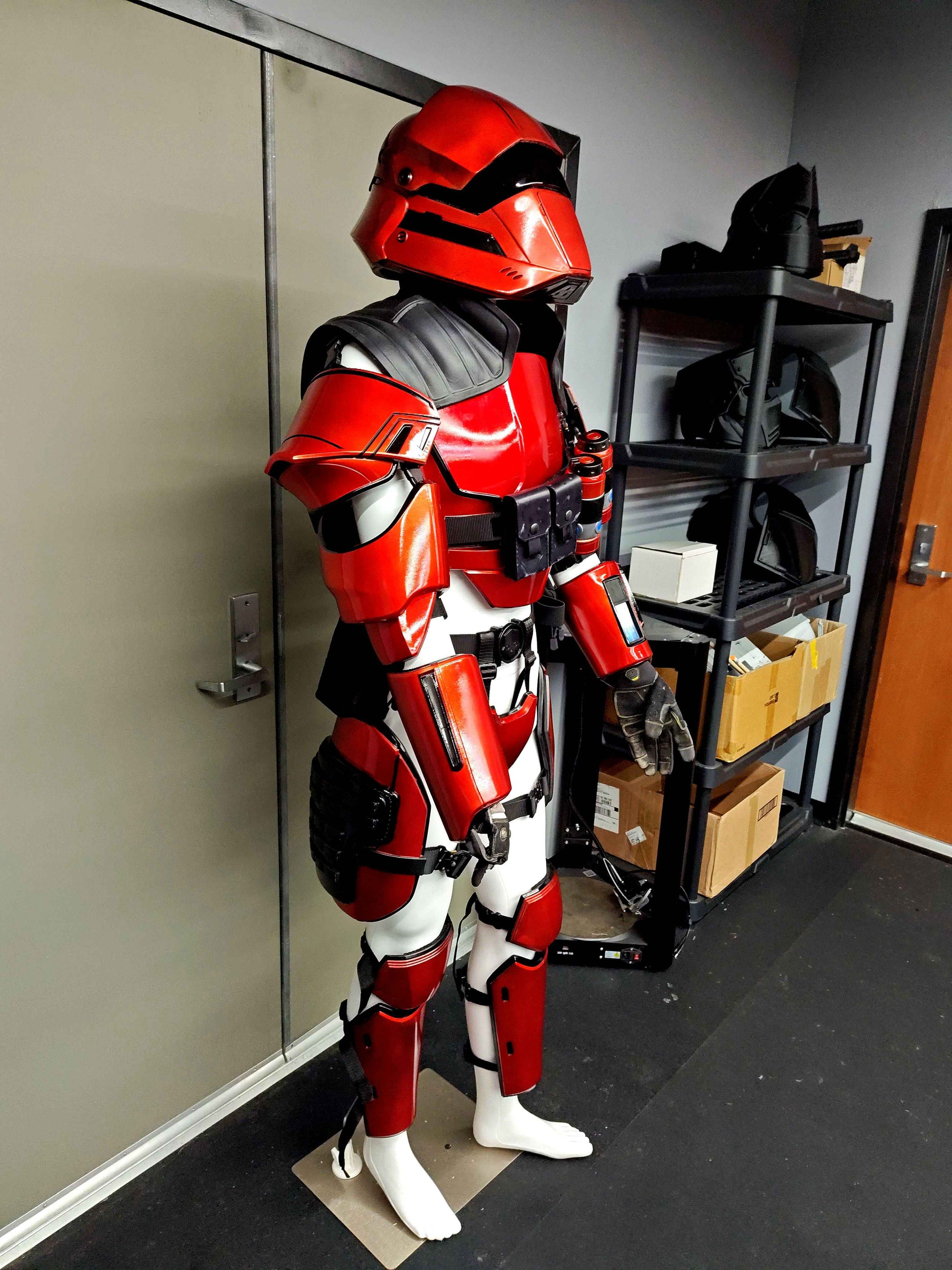 UF-50 BloodHound Armor Set
