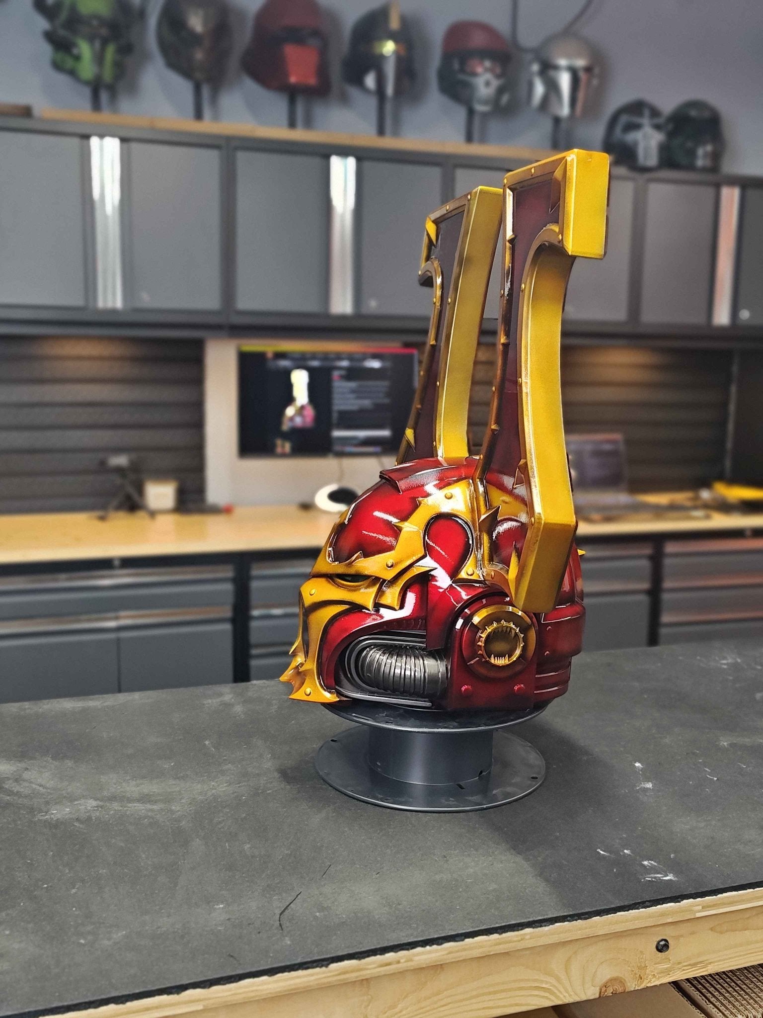 Mediocre StudiosAngrith’s CrownCosplay Helmet