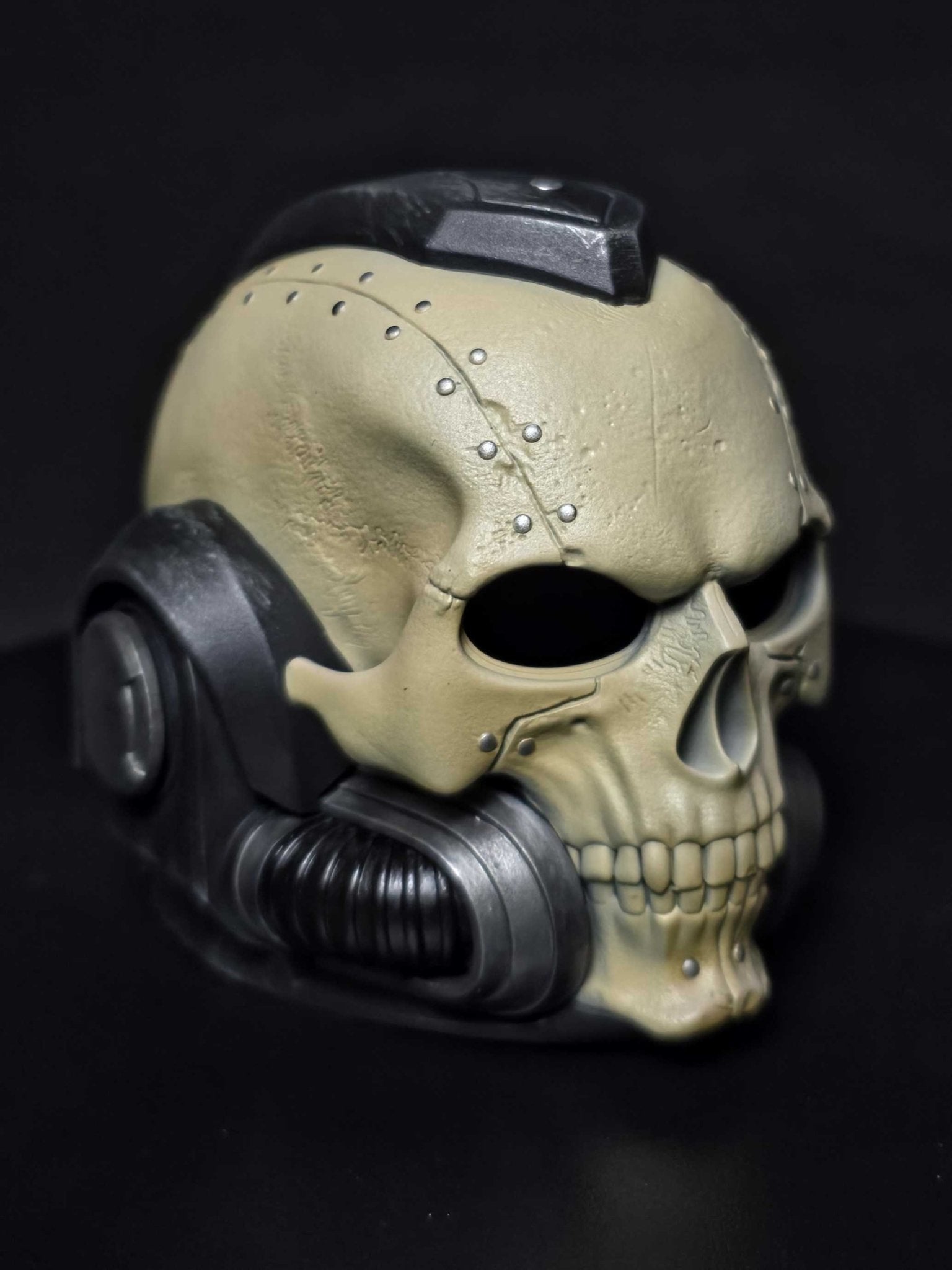 Mediocre StudiosCardinal SinNovelty Gift