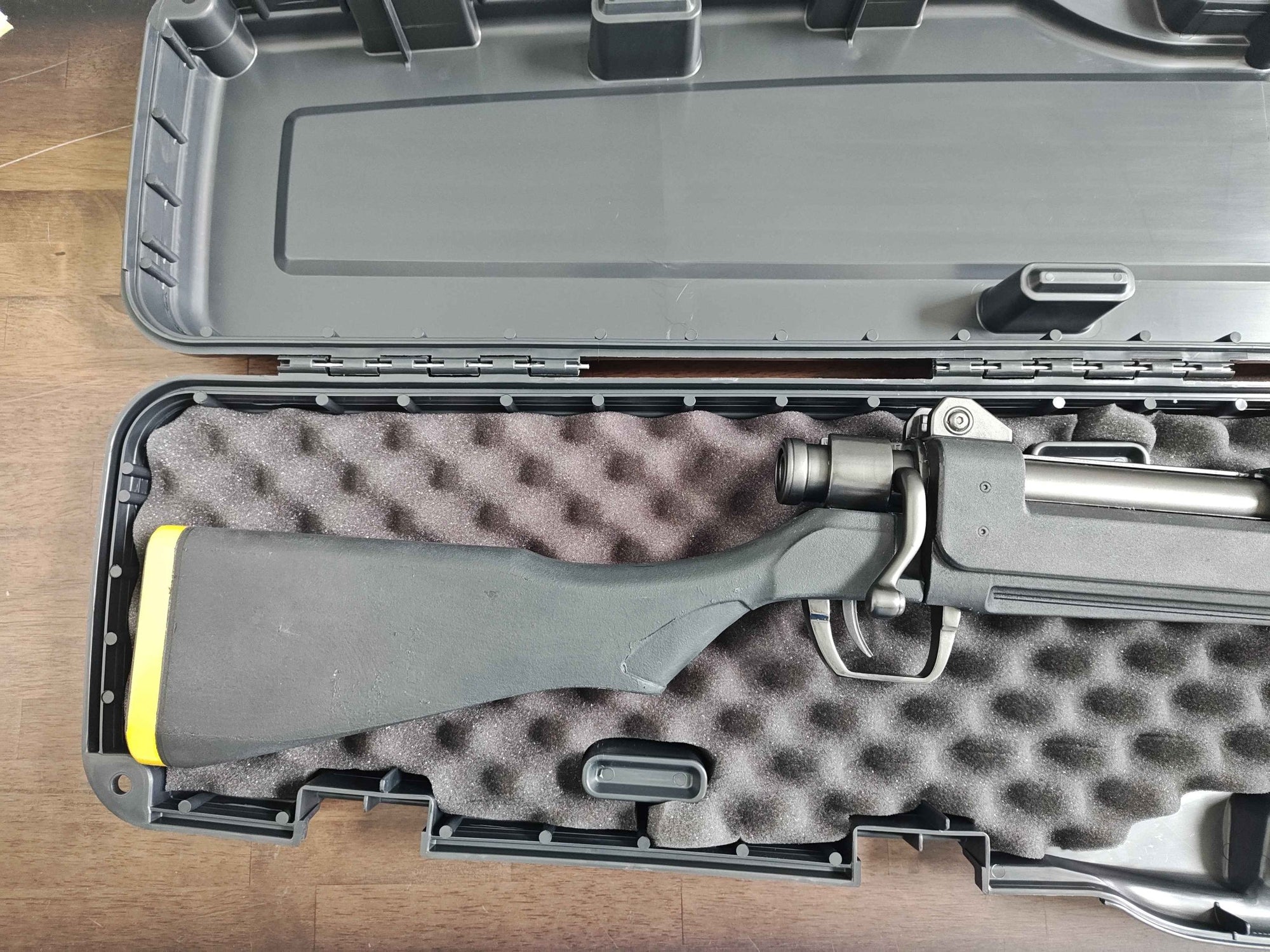 Mediocre StudiosConstitution RifleProps