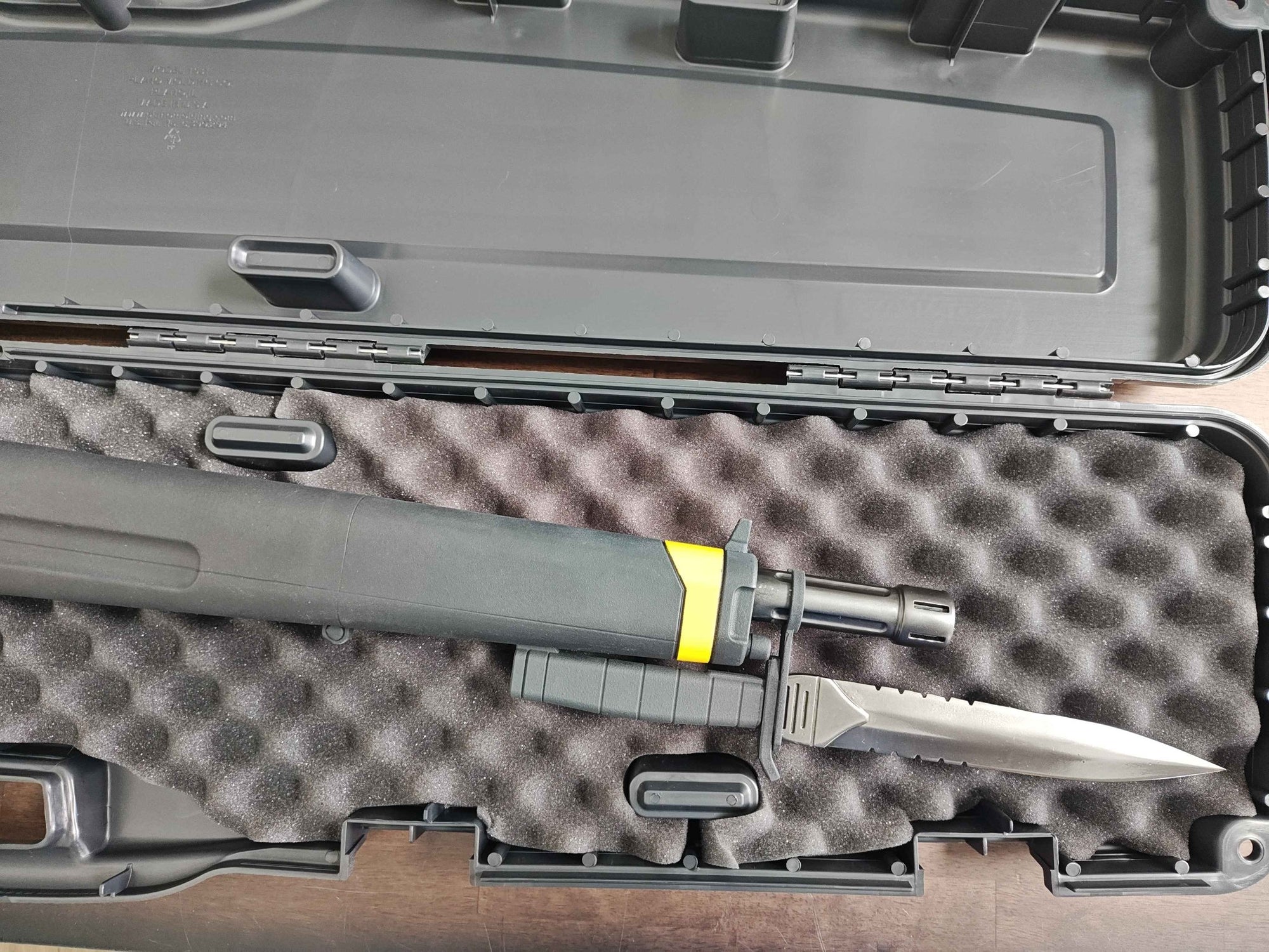 Mediocre StudiosConstitution RifleProps