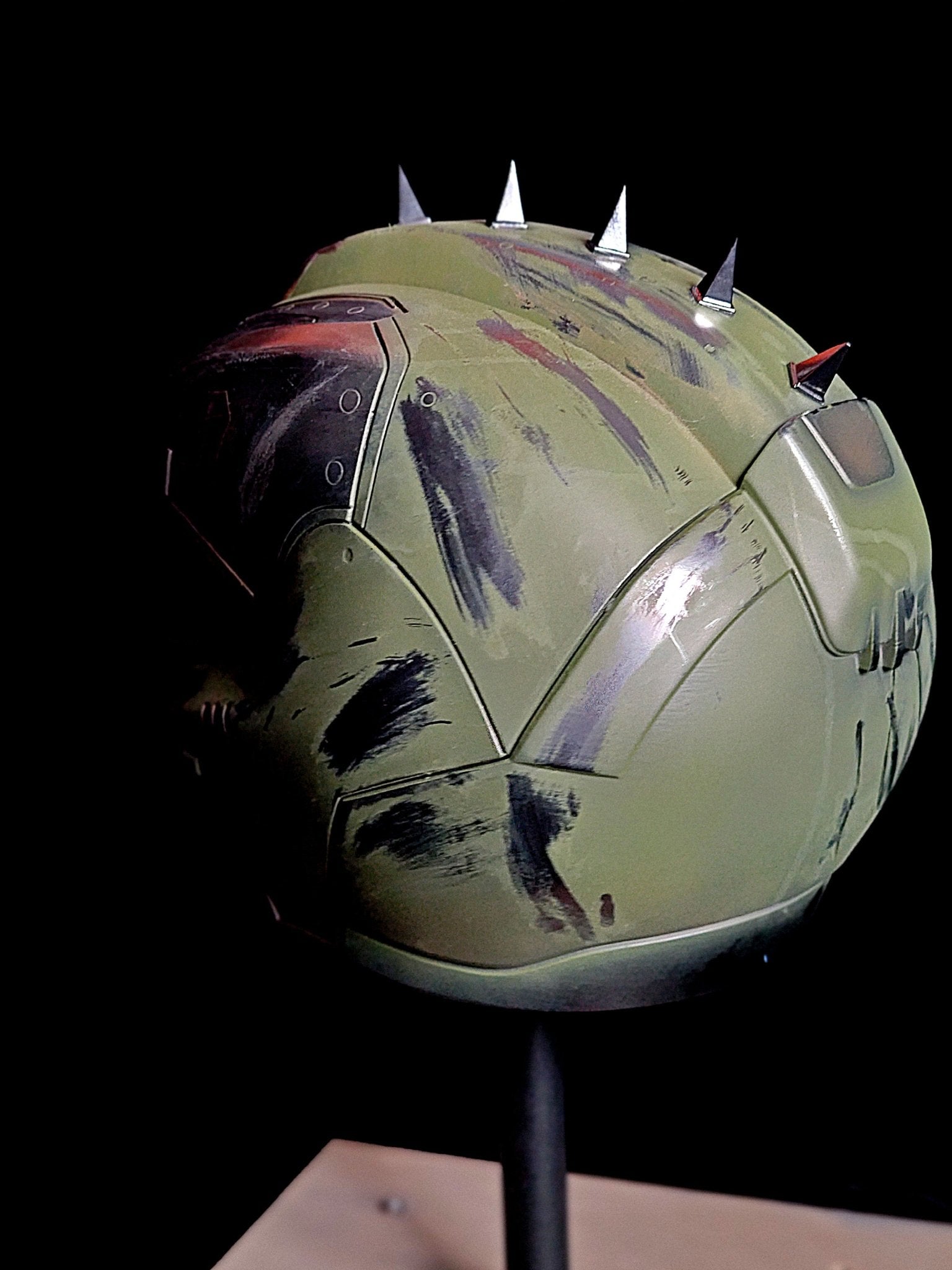 Mediocre StudiosDark Ages Doom SlayerCosplay Helmet