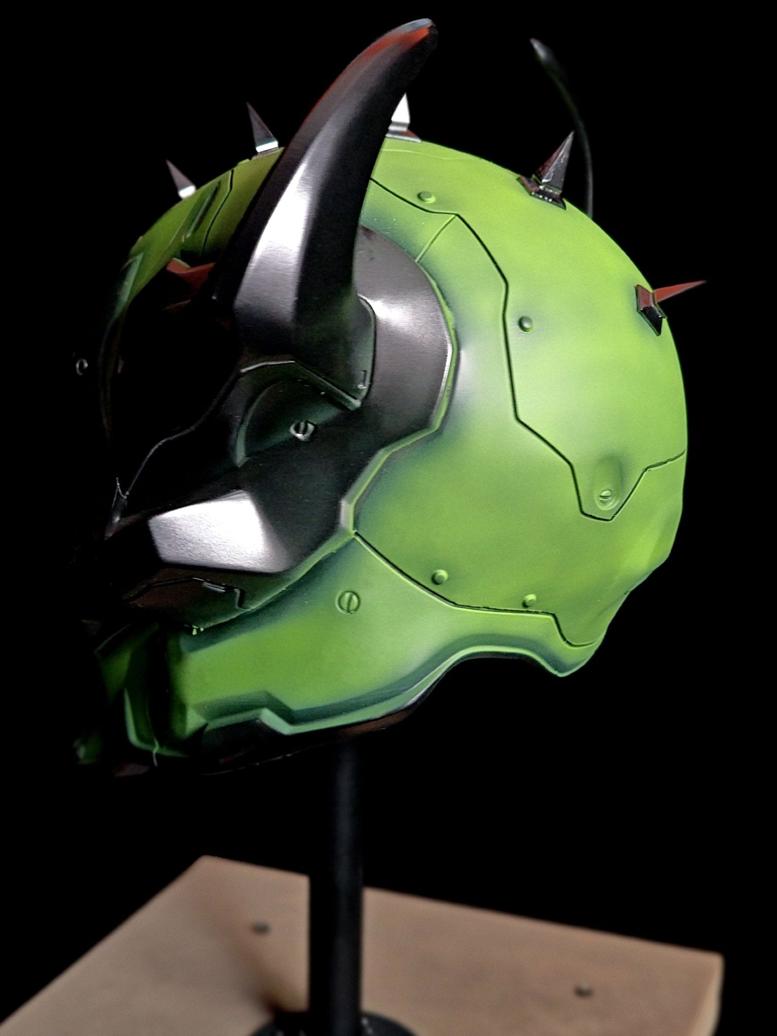 Mediocre StudiosDoom Slayer Sentinel HelmetCosplay Helmet