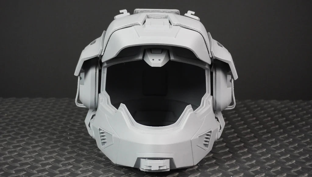 Mediocre StudiosHalo Artaius Helmet - DIYCosplay Helmet