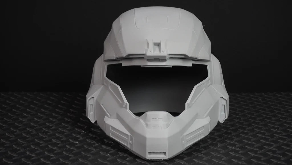 Mediocre StudiosHalo Reach Noble 6 Helmet - DIYCosplay Helmet