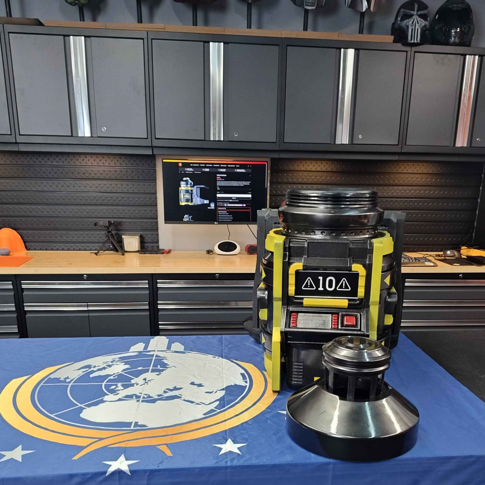 Mediocre StudiosHellbomb BackpackProps