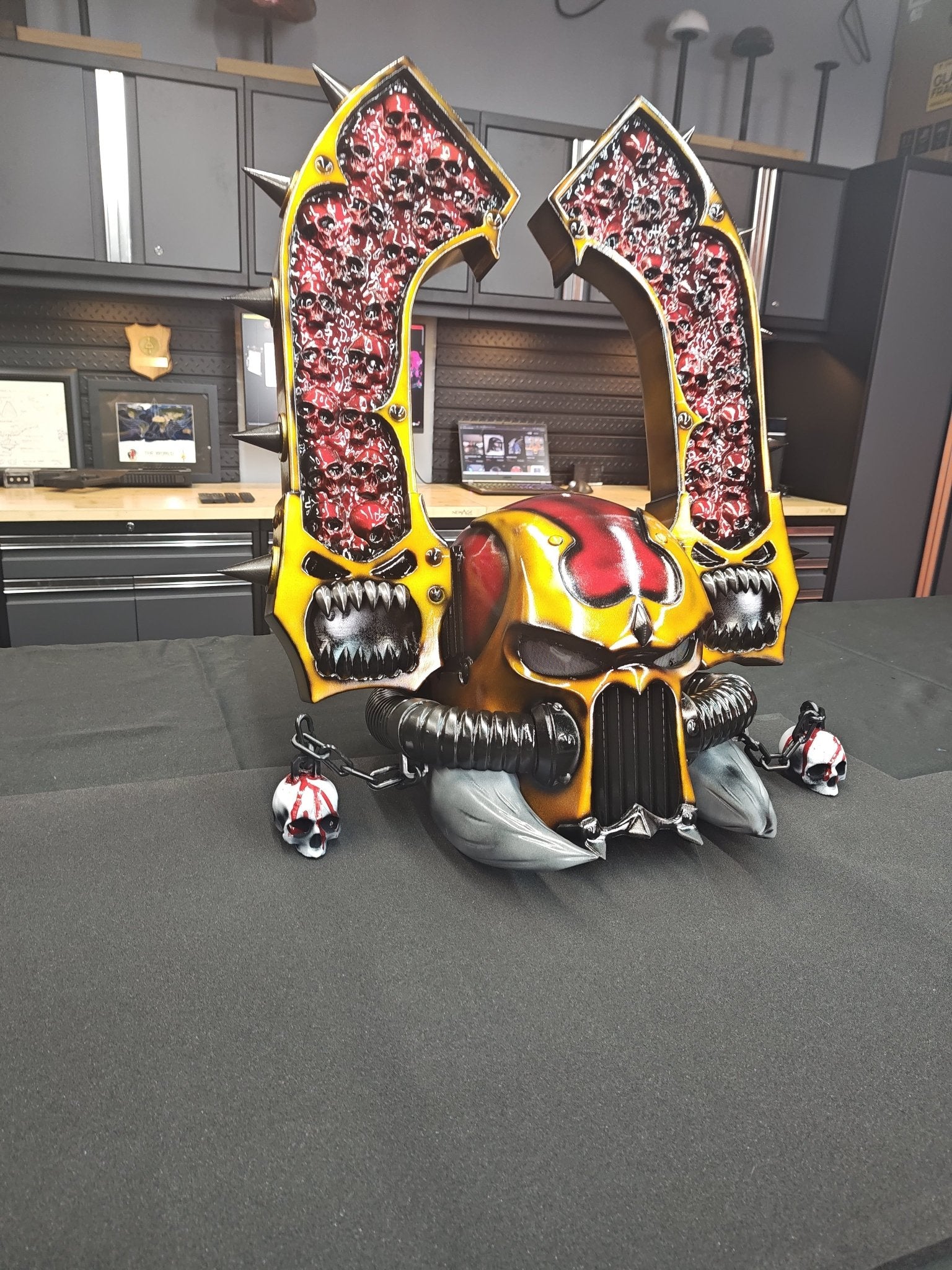 Mediocre StudiosKrusty the LoyalCosplay Helmet