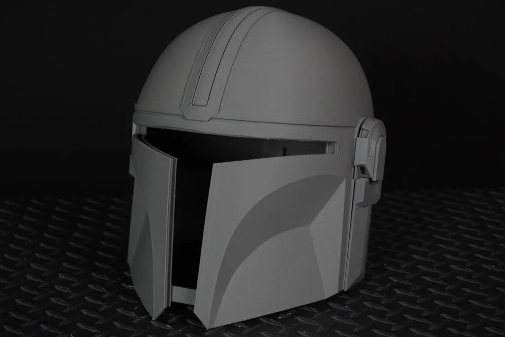 Mediocre StudiosMando Helmet - DIY KitCosplay Helmet
