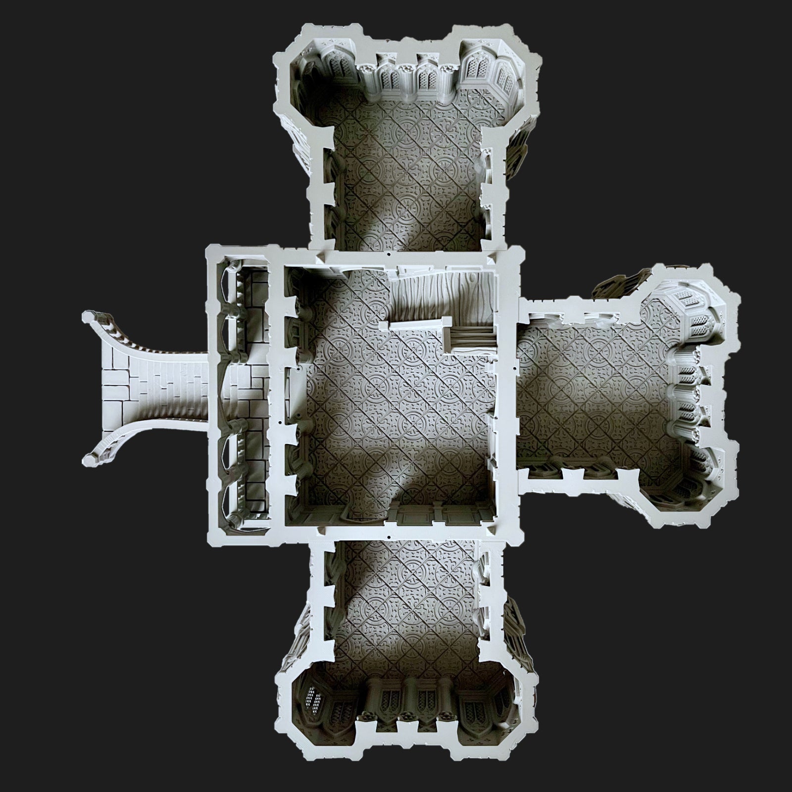 Mediocre StudiosThe Grand Manor - Trifolium EstateTabletop Gaming