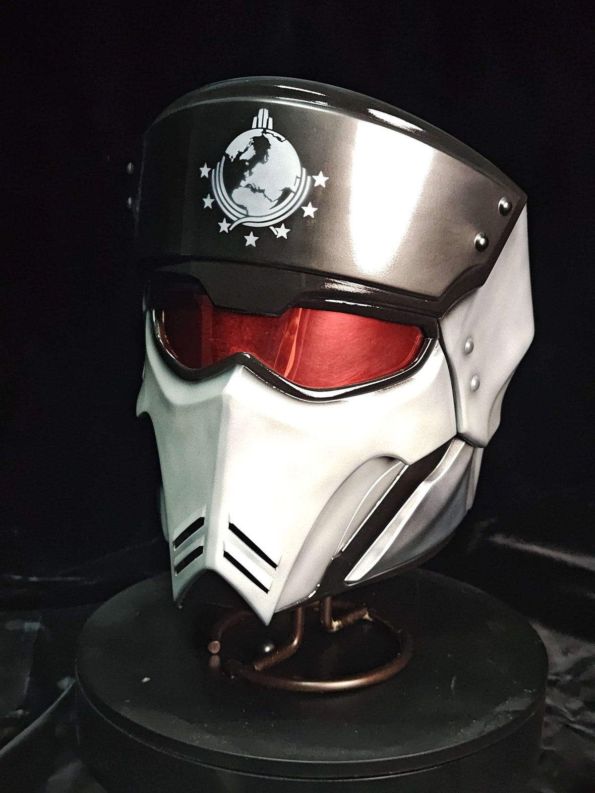 Mediocre StudiosUF-16 Inspector HelmetCosplay Helmet